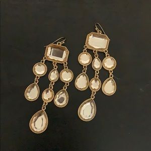 Girl’s ear rings